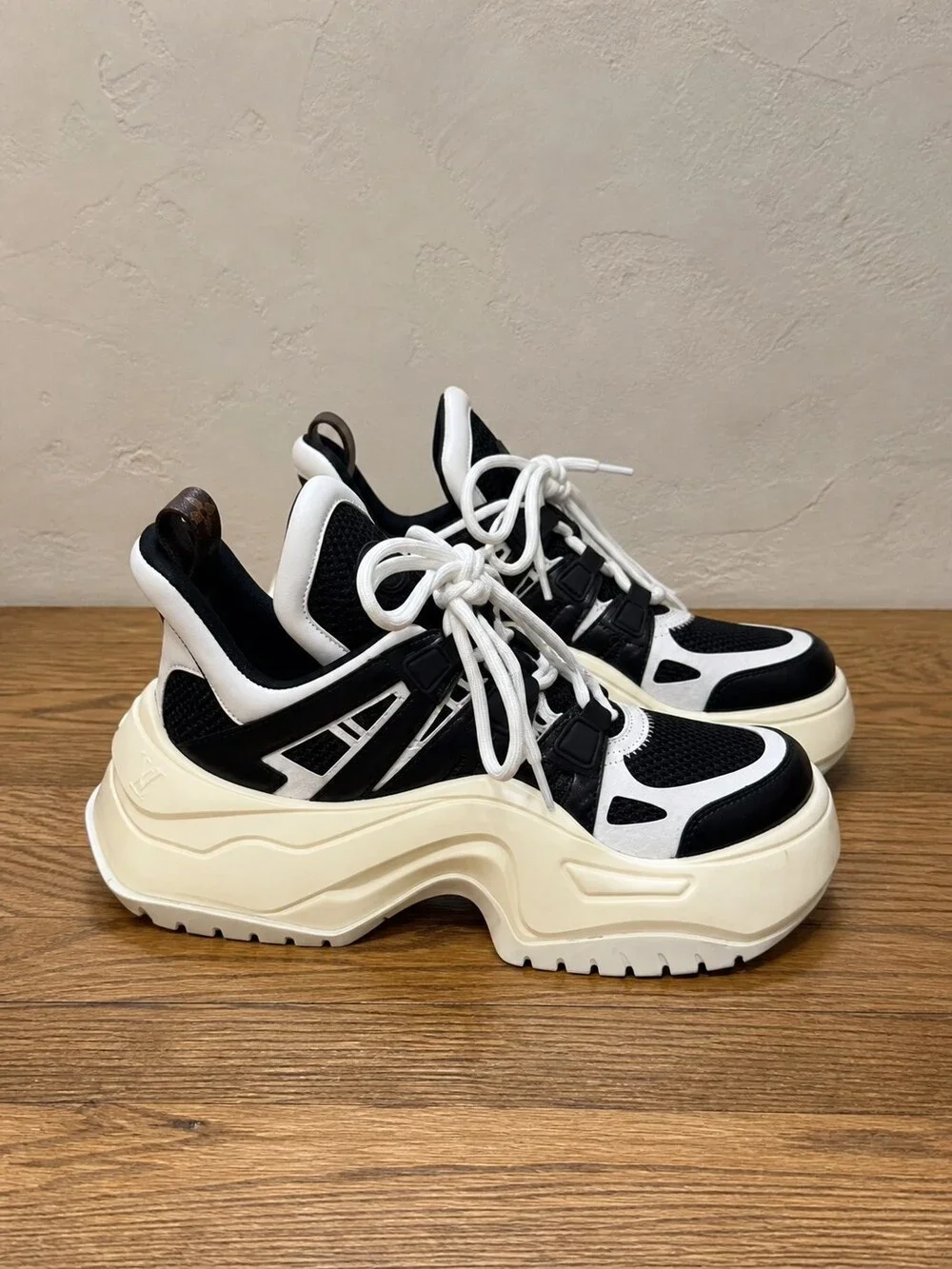 Louis Vuitton Platform Sneakers US 7